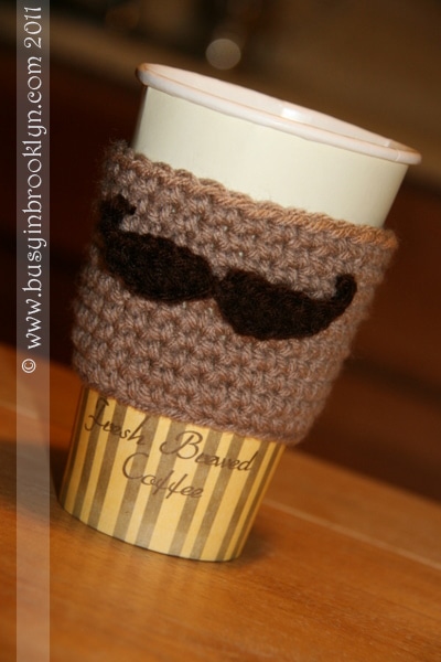 mustache cup cozy crochet craft
